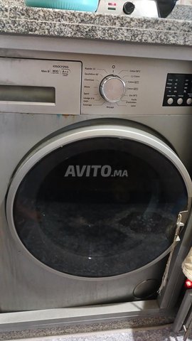 Machine a laver et salle a manger