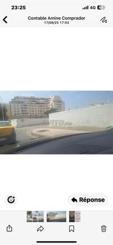 Terrain zone immeuble R8 de 412 m², titré. - 2