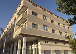 شقق جديدة وفاخرة للبيع قرب أسواق السلام 