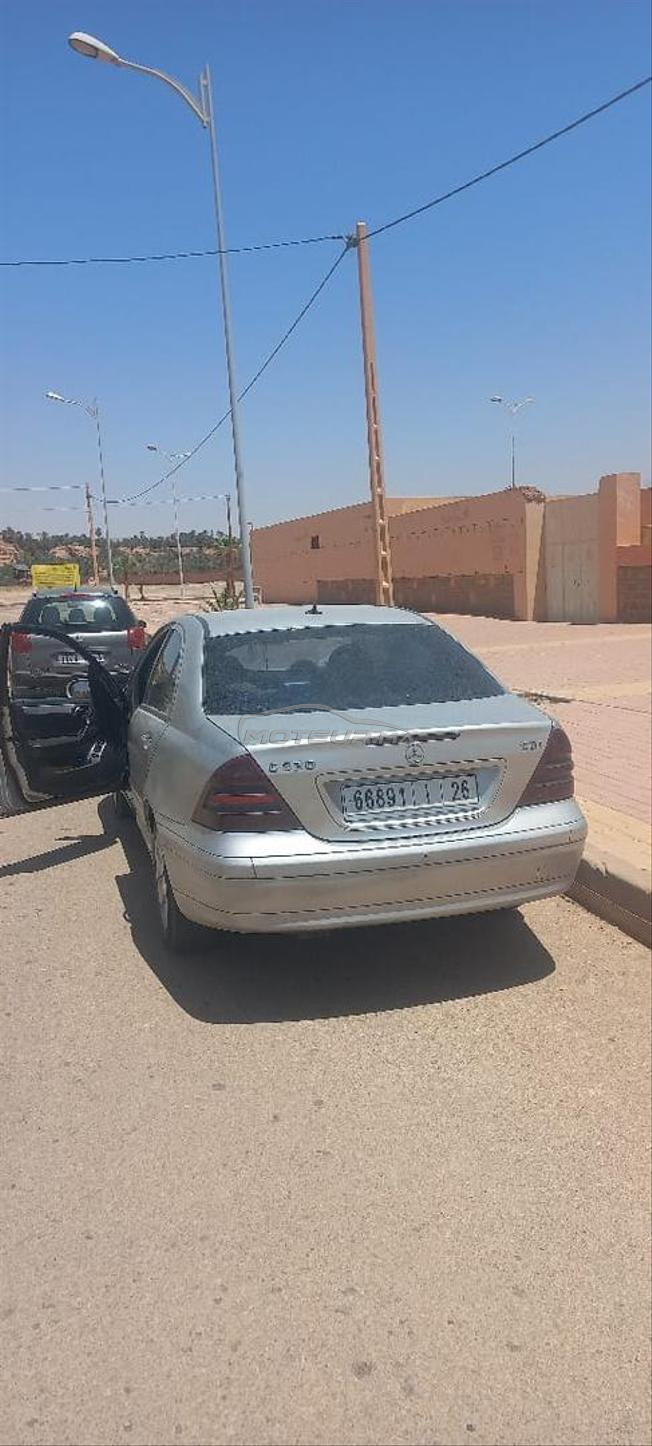 Mercedes 220