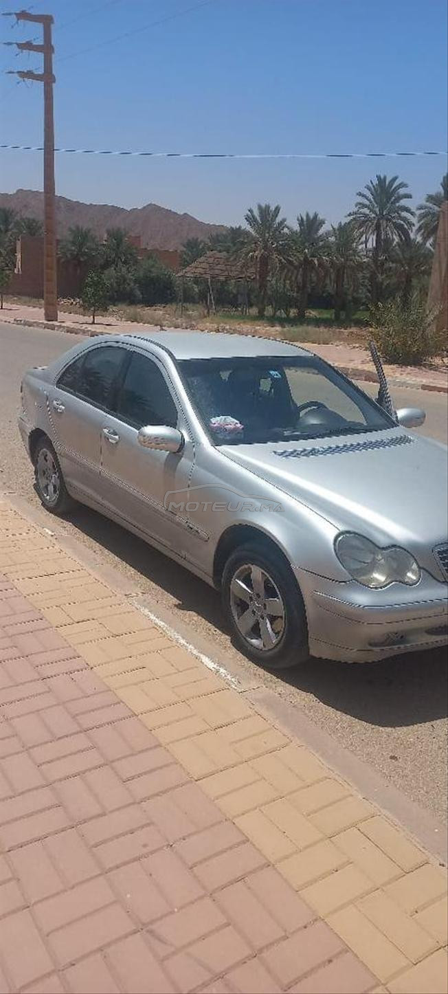 Mercedes 220