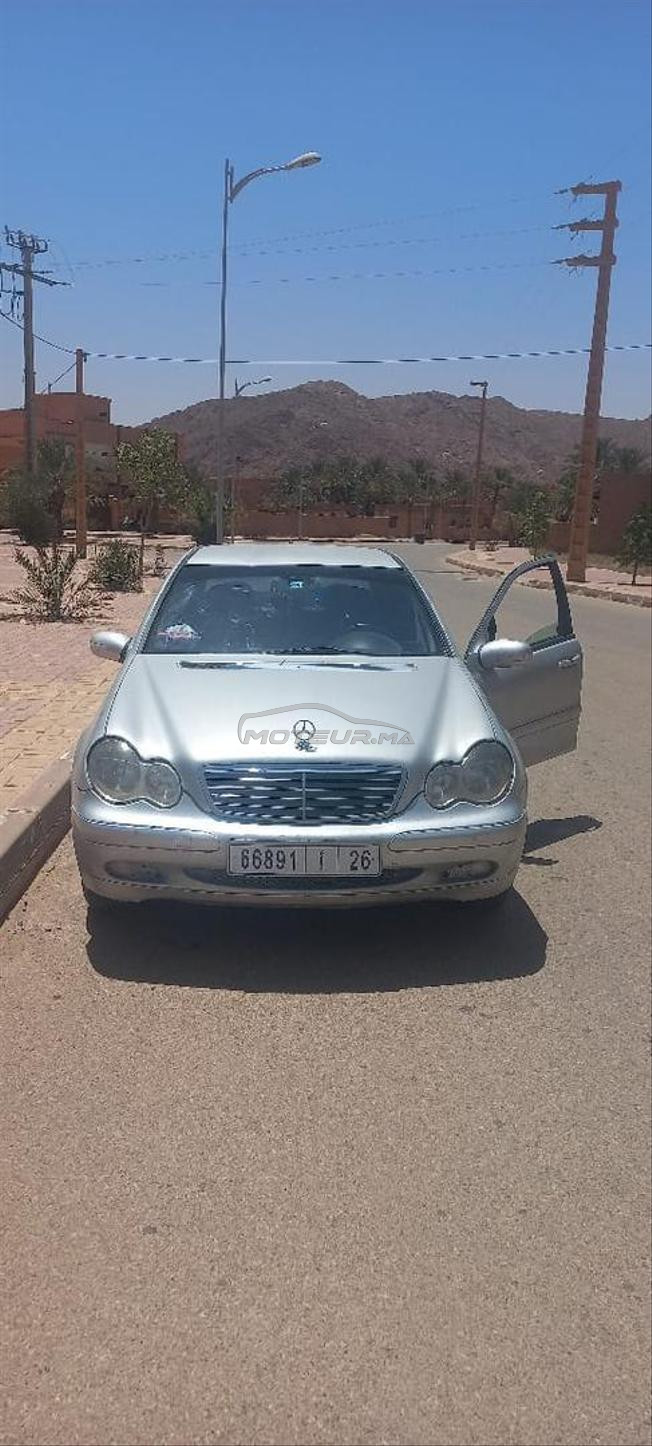 Mercedes 220