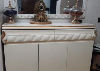 Meuble avec miroir pour rangement des éspadrilles