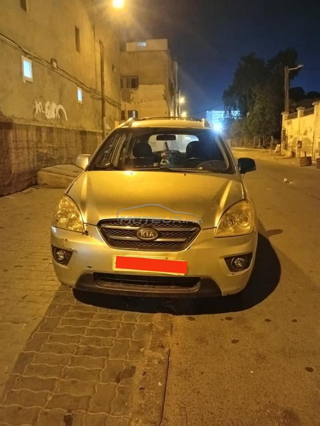 Kia carens 