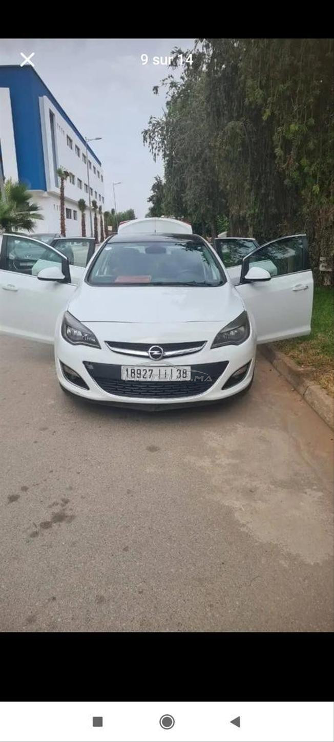 Opel Astra Diesel Manuelle 2015 à Casablanca