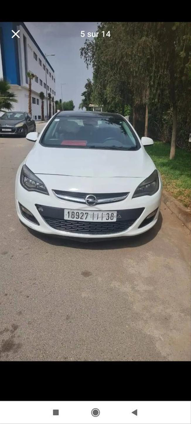 Opel Astra Diesel Manuelle 2015 à Casablanca