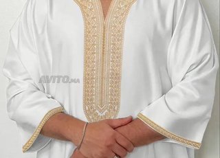 جلابية مغربية فاخرة بتطريز أنيق – جديدة ومغلفة