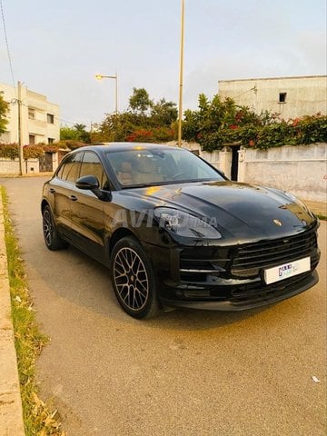 Porsche Macan Essence Automatique 2021 à Rabat