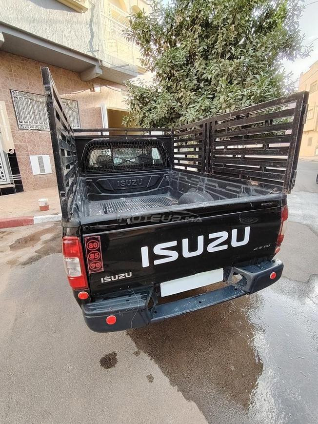 Isuzu  