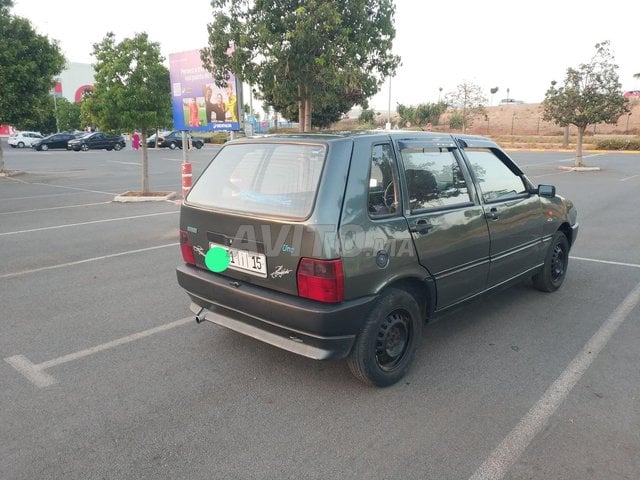 Fiat Uno essence 6cv 97 فياط اونو ايصونص6 دالخيل