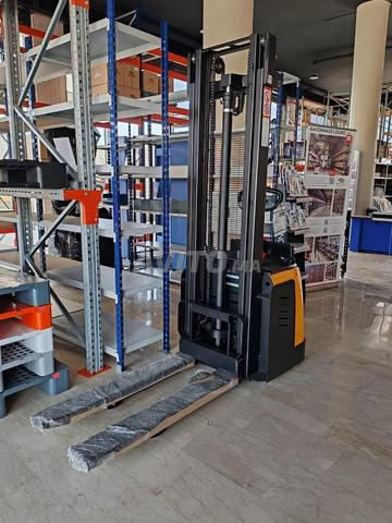 Gerbeur Électrique à Conducteur Porté – QES15E-P