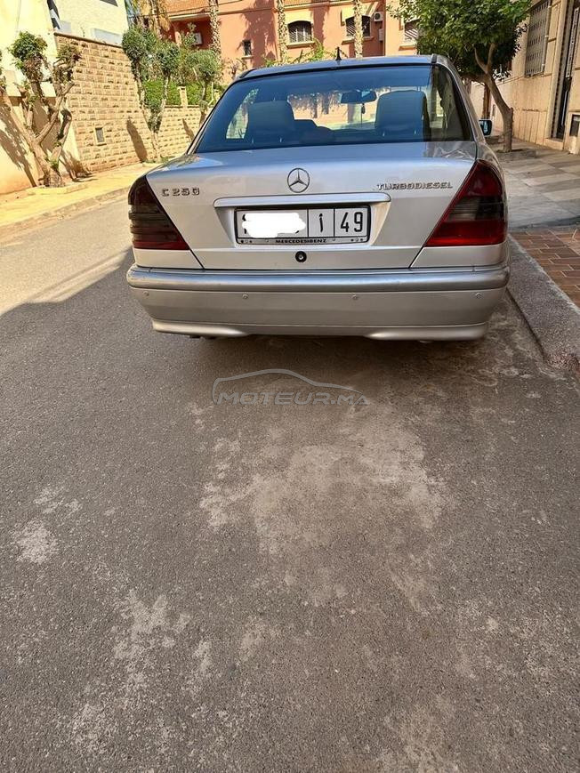 Mercedes Benz 250 Turbo Diesel