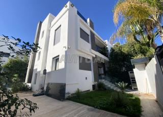 فيلا للبيع 310 متر مربع على طريق إيموزار فاس