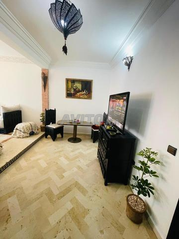 شقة مع غرفتي نوم وحمّامين - 2