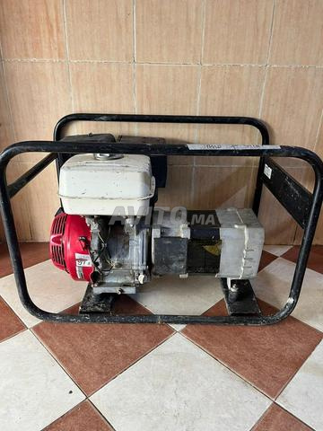 Générateur électrique HONDA GX390 6KVA - 2