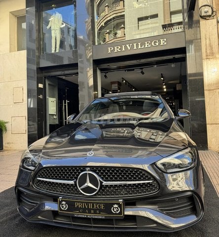مرسيدس بنز الفئة C220 ديزل باك Amg 2023