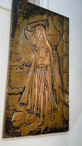 مرحبا هذي توحفا فنية قديمة مصنوعه من نوحاس