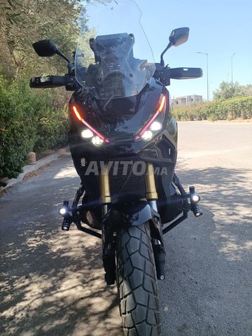 هوندا Xadv 750 2025 Black، مجهزة بالكامل، جديدة