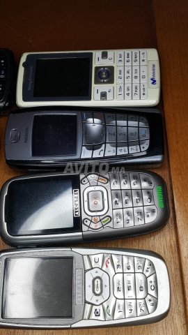 Téléphones anciens Nokia Sony Ericsson Alcatel Motorola