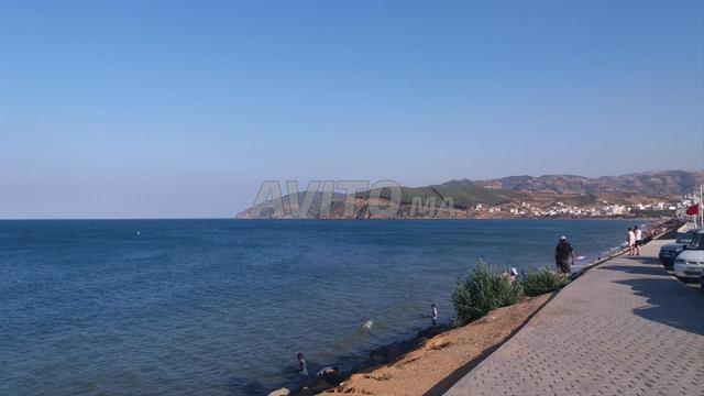 🏝️ أرض للبيع في أزلا – إطلالة على البحر والجبل 