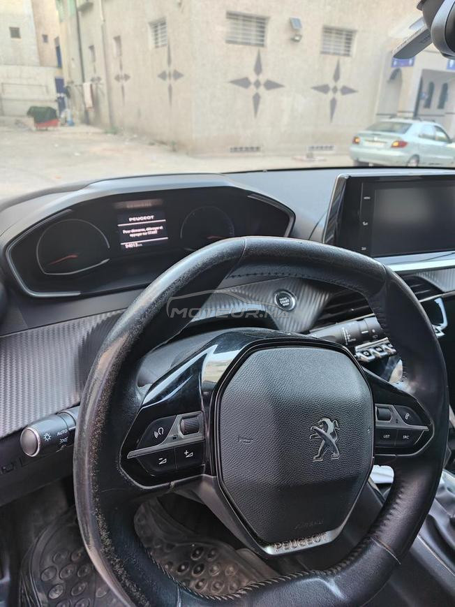 peugeot 208 Alluer