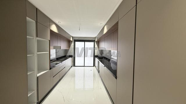 Appartement spacieux au cœur de la ville 204 m²