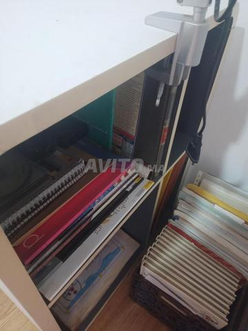 bureau d etudes avec lampe