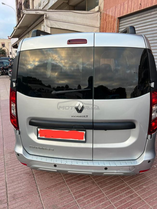 renault expers 2022 toot option