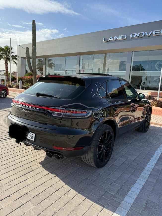 Porsche Macan Essence Automatique 2021 à Marrakech