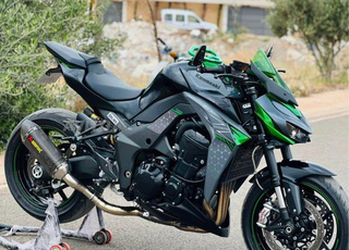Kawasaki Z1000 R
