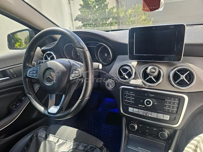 Mercedes-Benz 180 Diesel Automatique 2017 à Tanger
