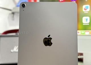 iPad Air 5eme génération 64GB Wifi Gris Sidéral 