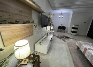 Appartement à côté du terrain