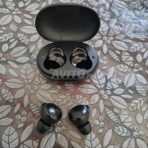 سماعات أذن لاسلكية TWS 100