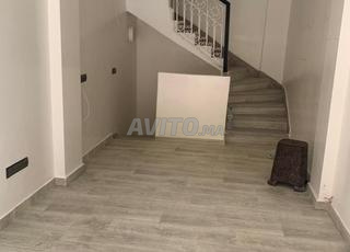 محل تجاري للبيع يقع بالقرب من مرجان