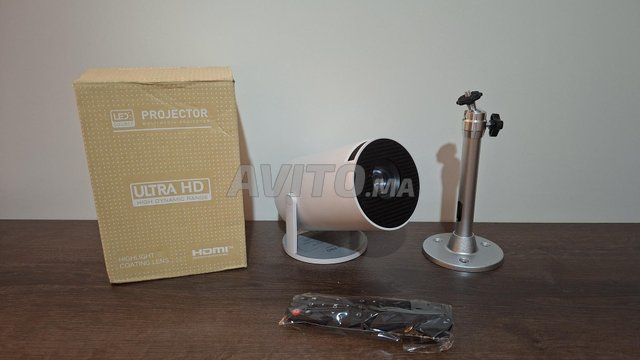 Projecteur HY300  4k- Android 11