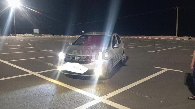 سيارة داسيا لوغان للبيع وسعر قابل للتفاوض