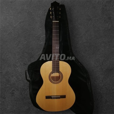 Guitare classique Toledo MC18 by Martinez 