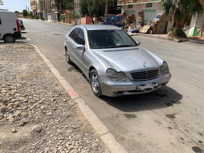 مرسيدس 220