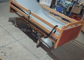 Lit médicalisé médical