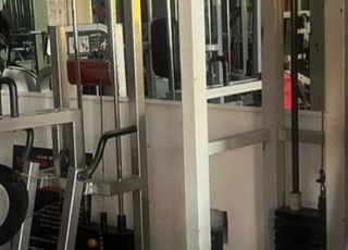 Machine tirage vertical (lat pulldown)