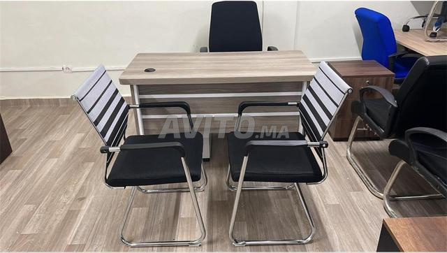 fabrication des bureaux avec les chaises - 2