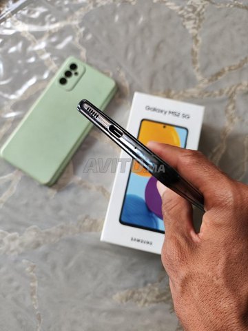 Samsung M52 5G Très bon état
