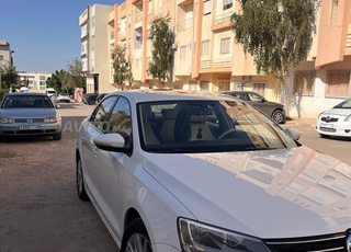 VOLKSWAGEN JETTA 2016