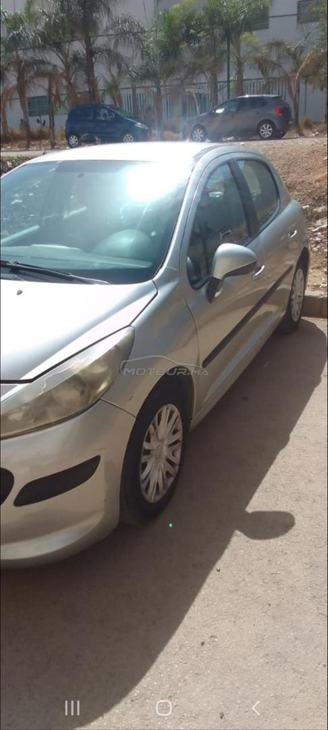 بيع سيارة بيجو موديل 2009