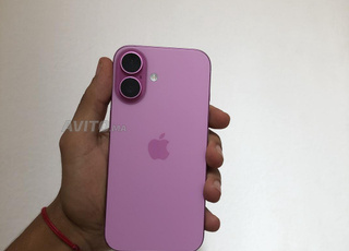 iPhone 16 Rose
