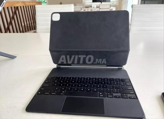 magic keyboard 12.9 original Apple 
