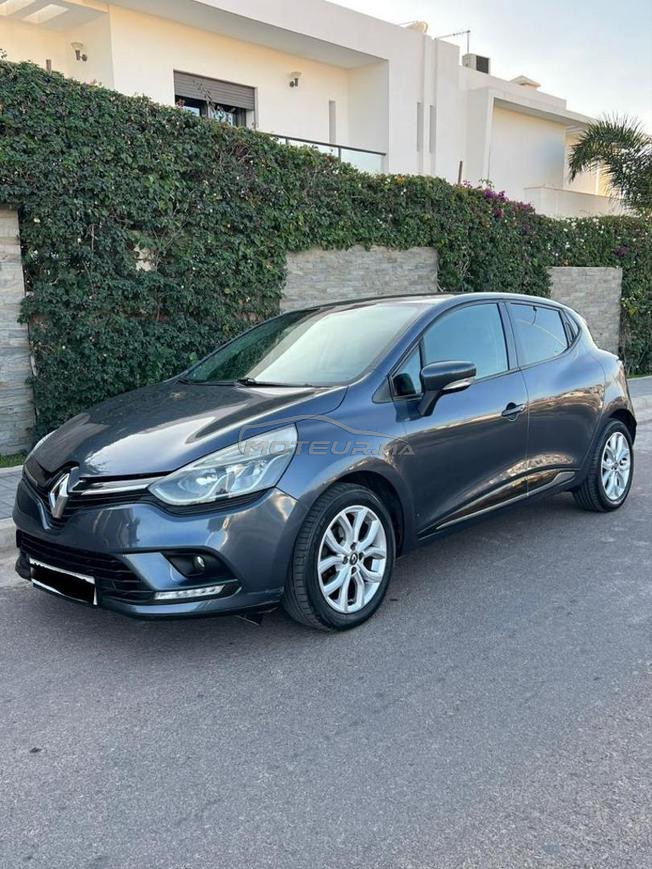 Renault Clio Diesel Manuelle 2017 à Agadir