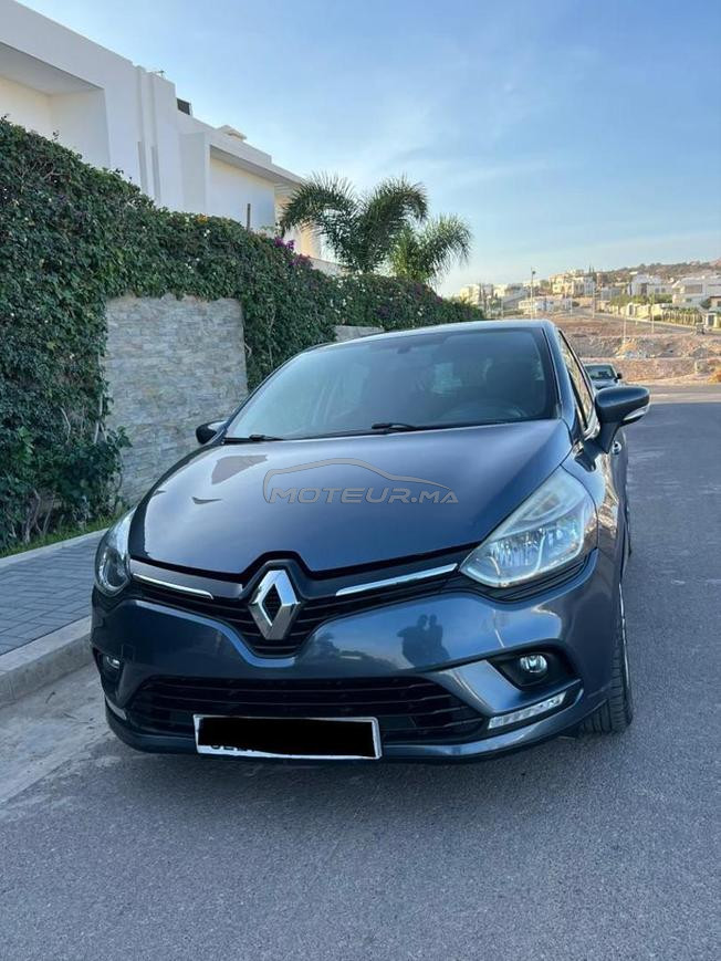 Renault Clio Diesel Manuelle 2017 à Agadir