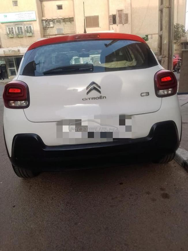 سيارة للبيع 